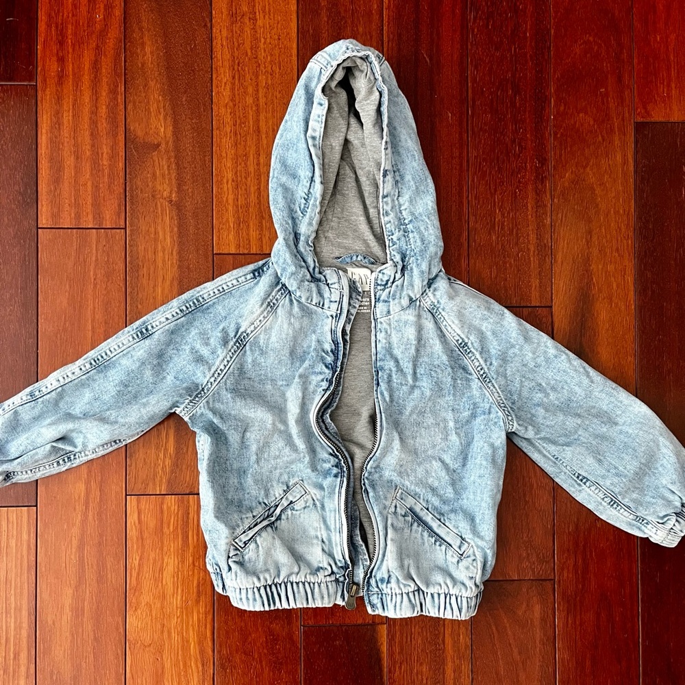 gap gently worn hooded denim zip jacket size 3